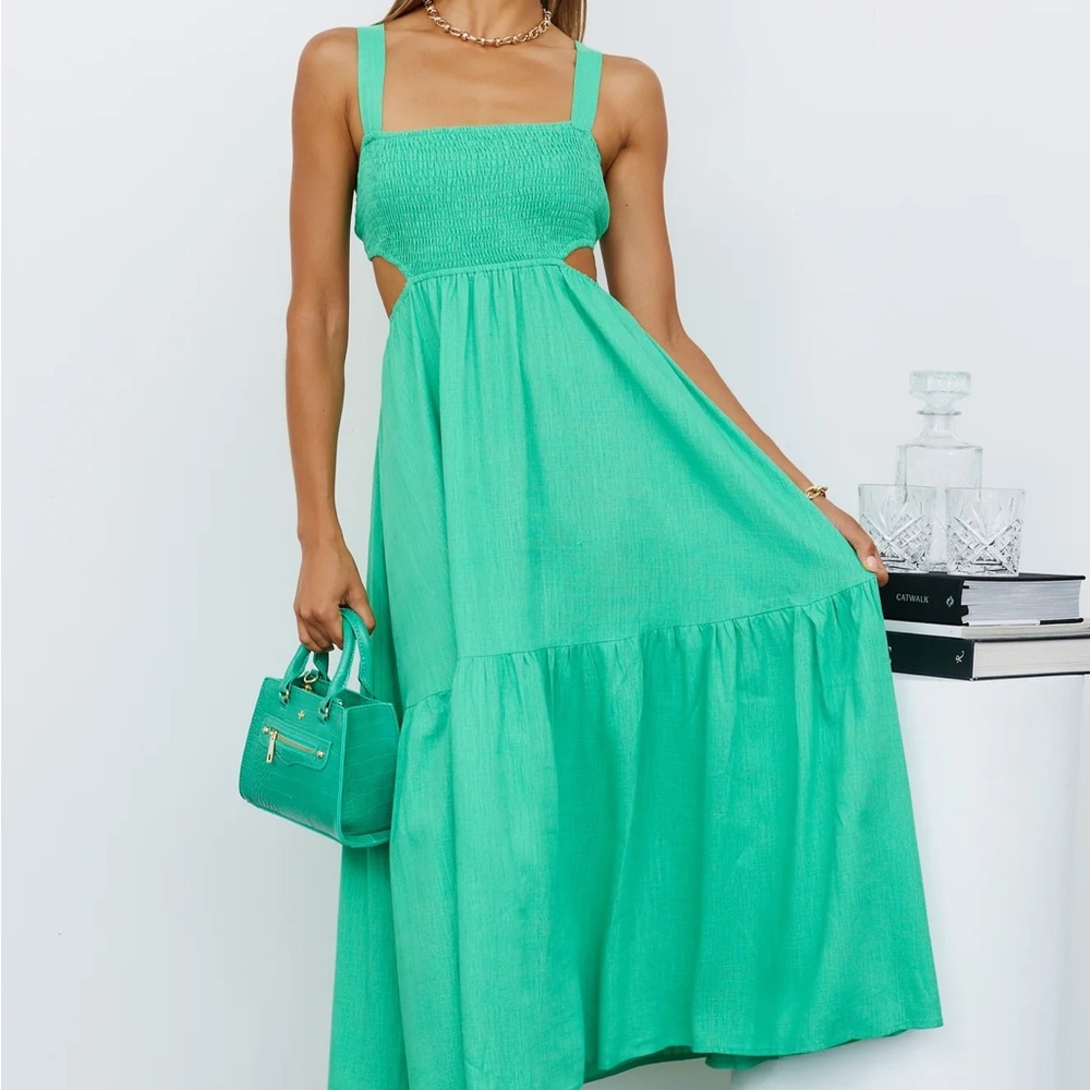 Hello Molly green maxi dress! Size: XS